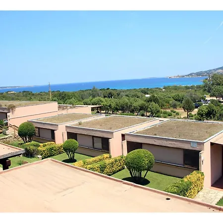 In Di Arzachena, Sardinia カンニジョネ