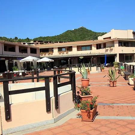 In Di Arzachena, Sardinia アパート